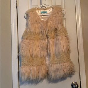 Karlie Fur vest